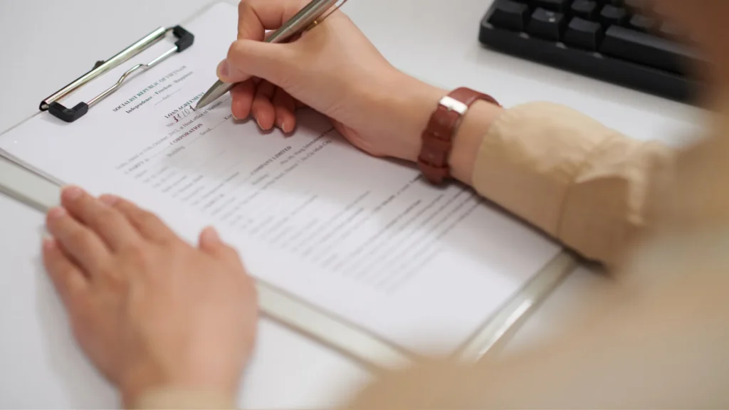 Unieważnianie umów kredytowych, finansowa „pomoc prawna”. Uważaj na podejrzane oferty